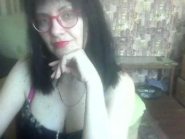 LynnYana on BongaCams 