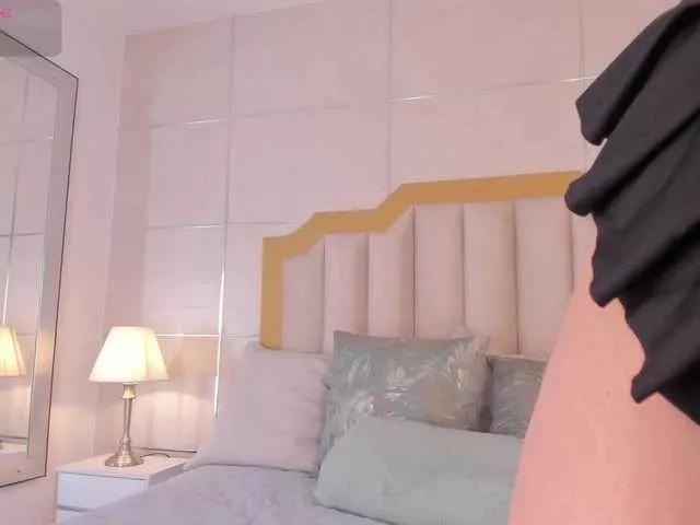 Offline MaddieParker on BongaCams