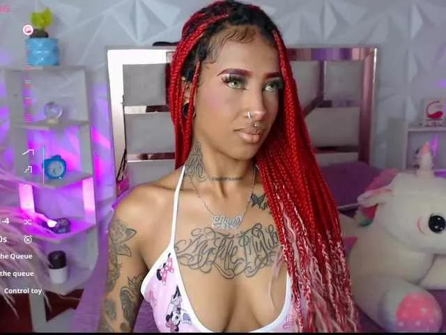 Offline Madisson3333 on BongaCams