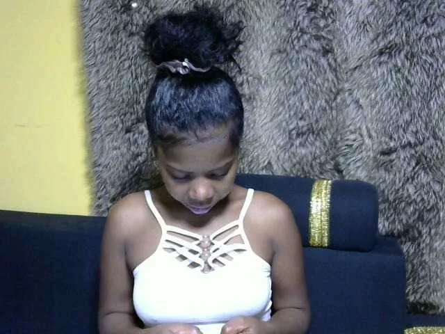 Offline Maha19x on BongaCams