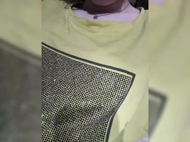 Malaya-kiss on BongaCams 