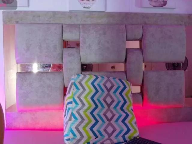 Freechat Malia-Brown1 on BongaCams