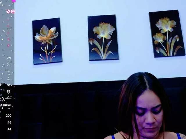 Offline mamaneedsfun on BongaCams