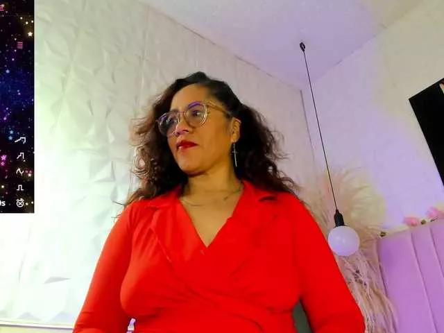 mariapaulac on BongaCams 