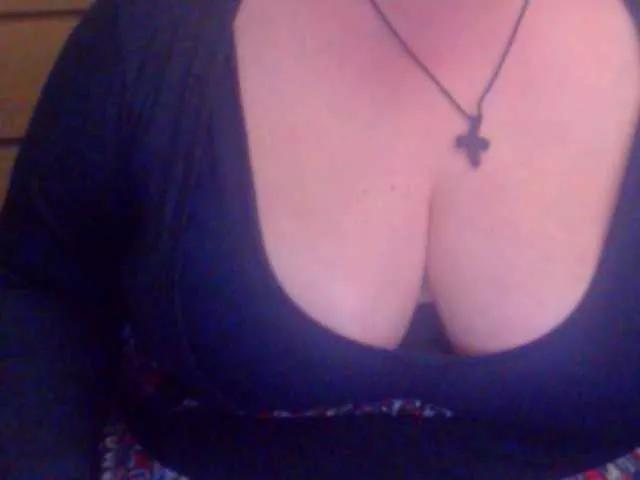 mayalove4u on BongaCams 