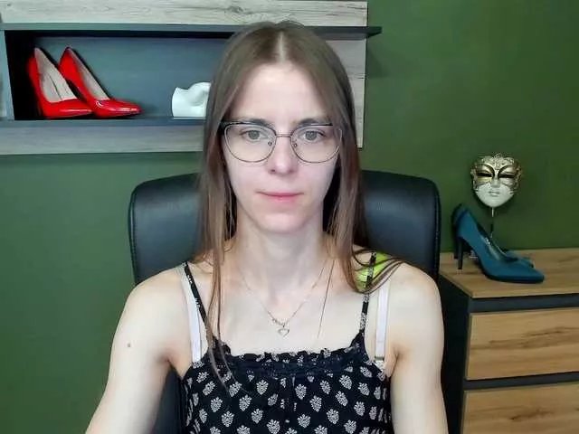 Offline MegiKiss on BongaCams