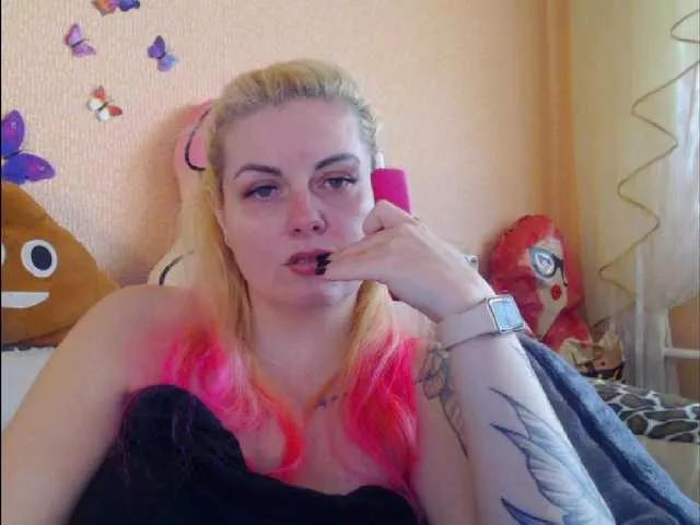 melek-7250 on BongaCams 