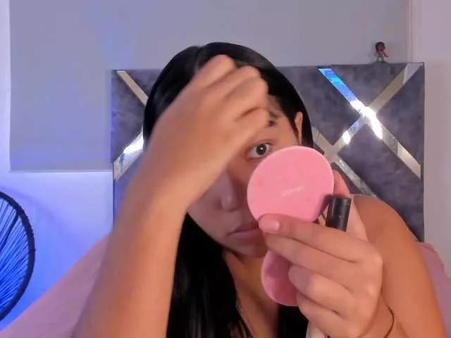 melodiipierce1 on BongaCams 