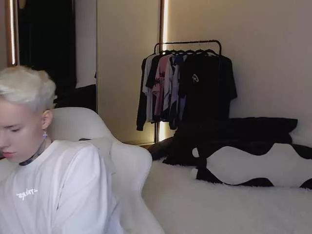 mery-jane- on BongaCams 