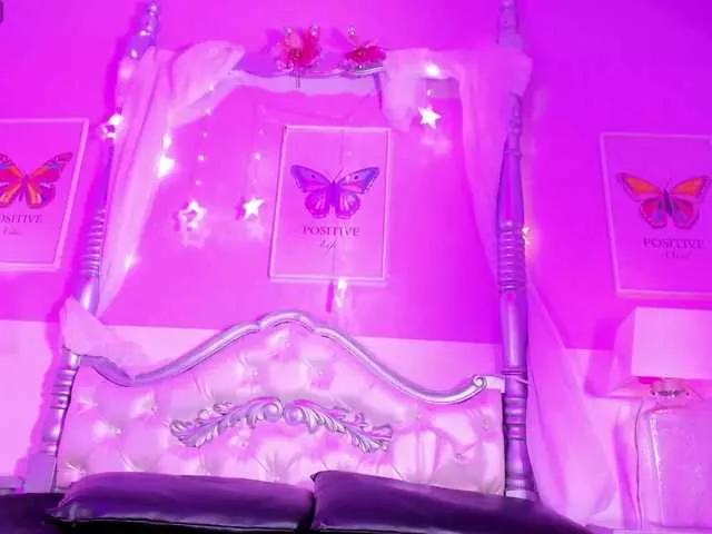 MiaCassel from BongaCams