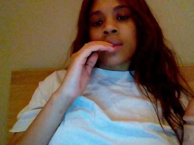 MiaMuffn on BongaCams 