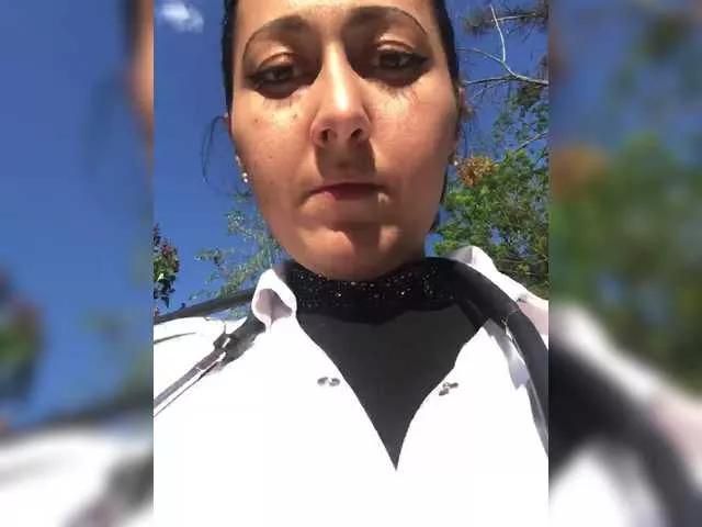 MiaTorres on BongaCams 