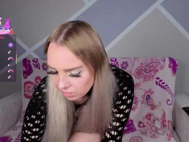 Offline MiaXXXLive on BongaCams