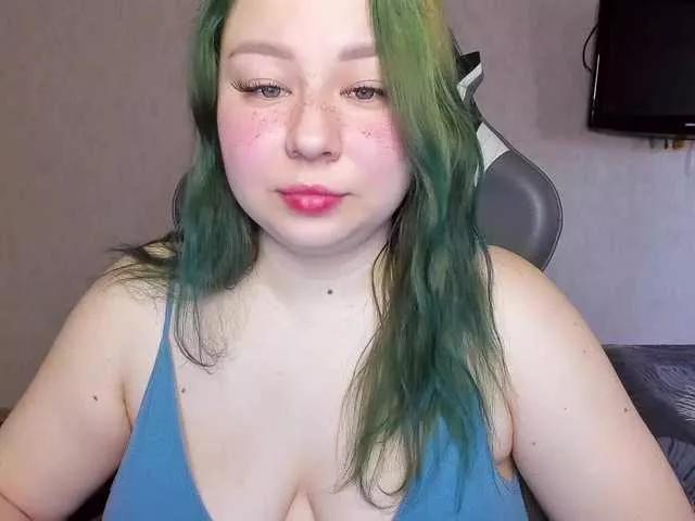 MilkaFoxy on BongaCams 