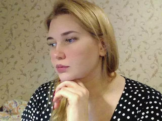 MissLilyAbrams on BongaCams 
