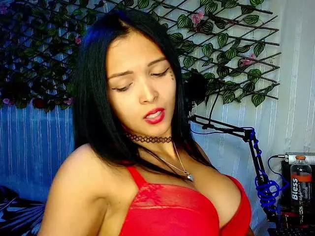 Offline Mommyjeva on BongaCams
