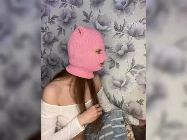 Offline Moneto4ka on BongaCams