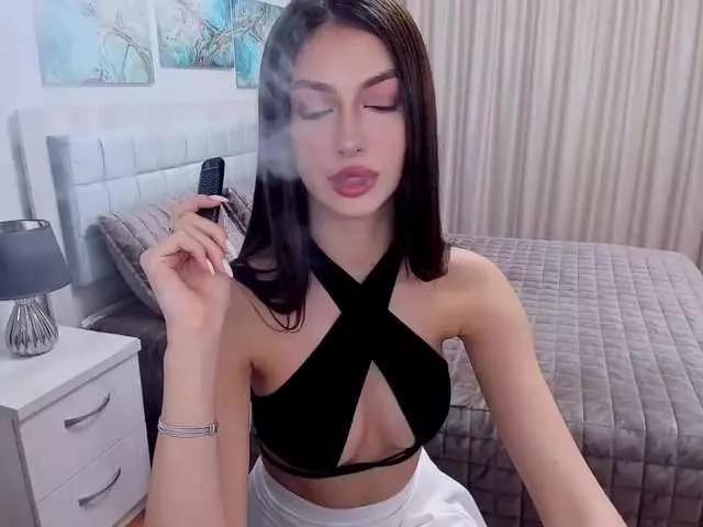 MonicaGold on BongaCams 