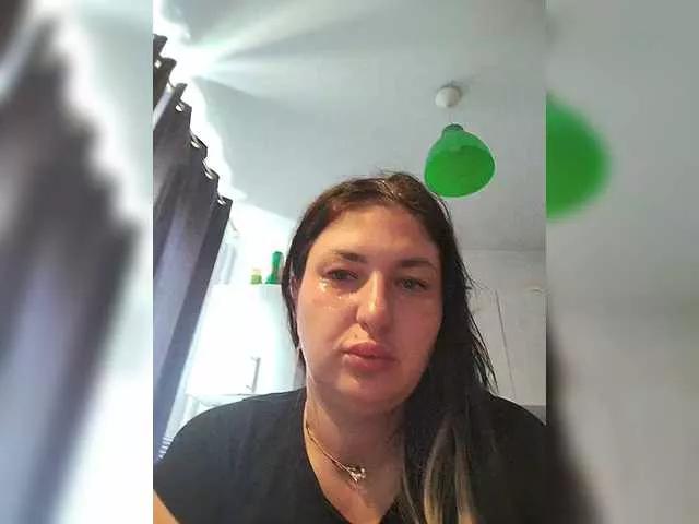 MonicaMilf on BongaCams