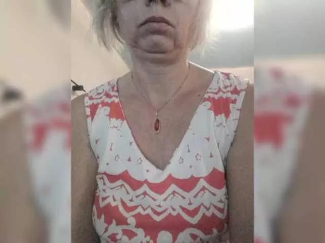 MOON37x on BongaCams 