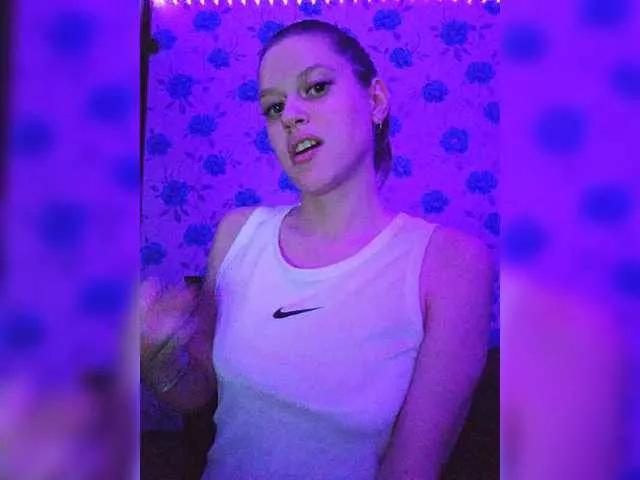 Offline MsEva927 on BongaCams