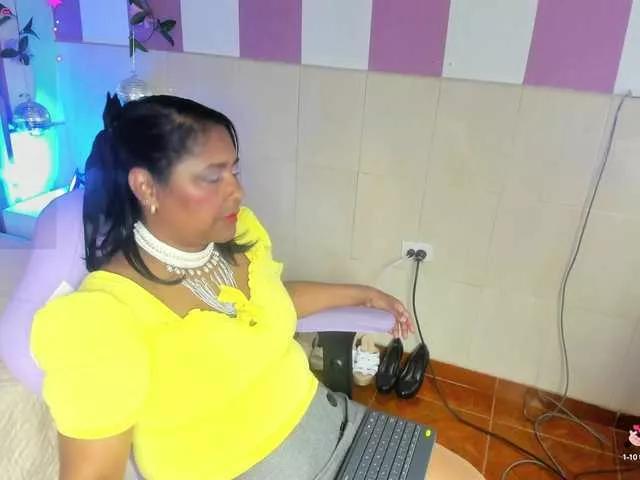 Offline mya-blaze on BongaCams