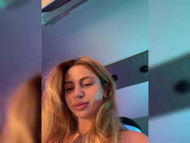 Nataliecroys on BongaCams 