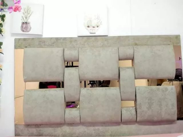 Offline Natasha-Adams on BongaCams