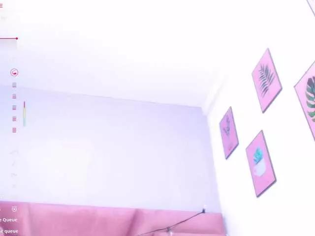 naturalmoommy on BongaCams 