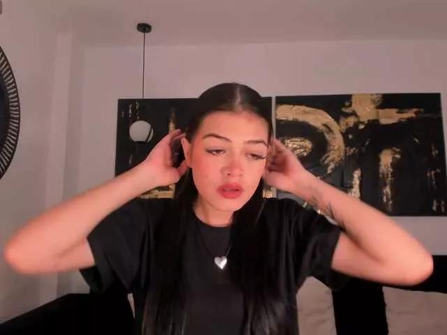 NiaMiller on BongaCams 