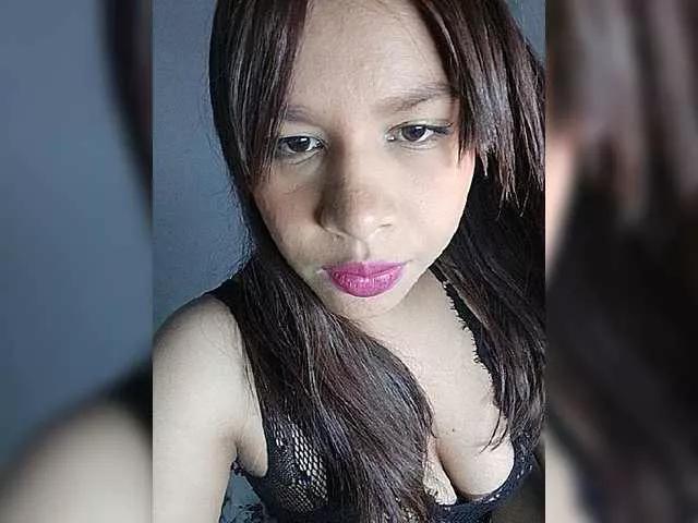 Nickytol on BongaCams 