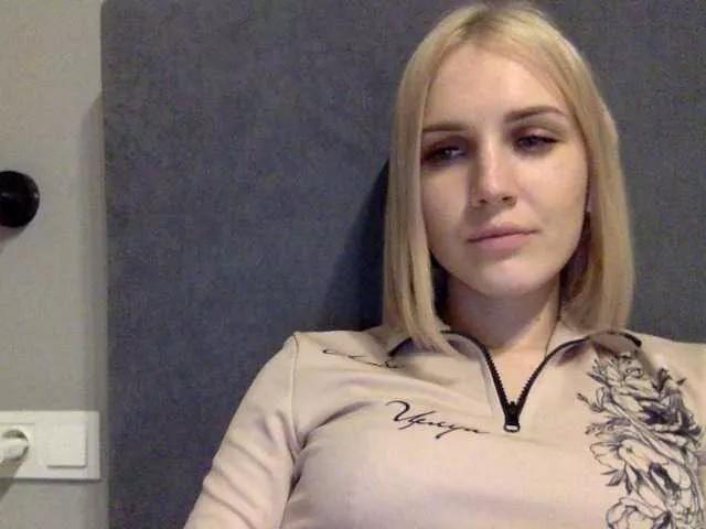 NICOLE1286 on BongaCams 