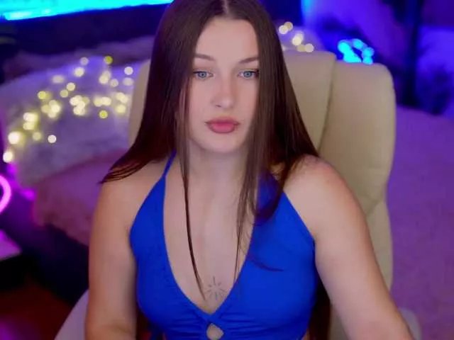 Offline OneLaya on BongaCams