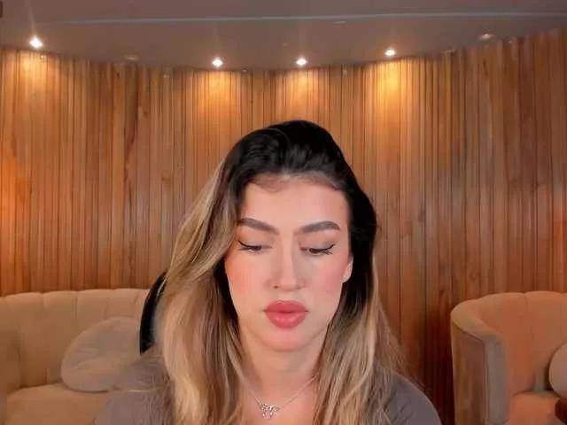 PaulinaSantos1 on BongaCams 