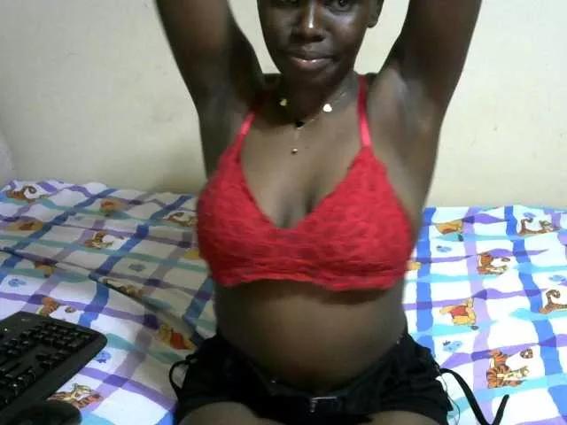 PetiteDesiree on BongaCams