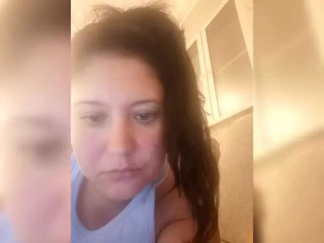 Offline Polyk93 on BongaCams