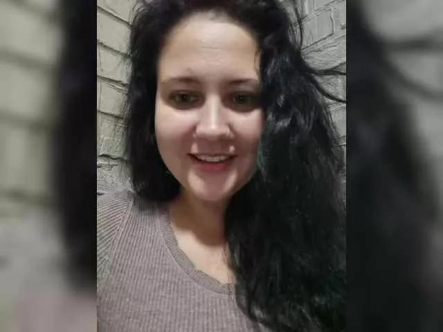 Polyk93 from BongaCams