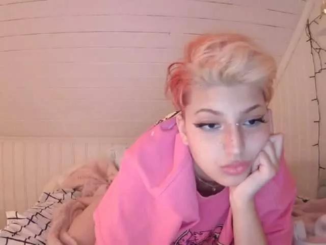 Offline QuietToriel on BongaCams