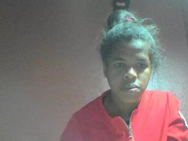 Raishahot on BongaCams 