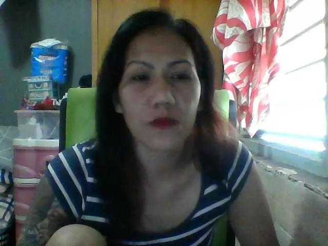 Rarra on BongaCams 