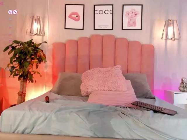 Offline Raven-Blackk on BongaCams