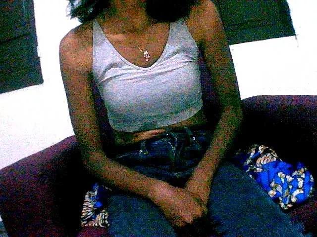 Offline Reine2delice on BongaCams