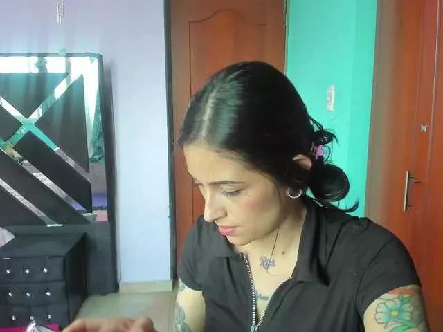 Offline Rouse1 on BongaCams