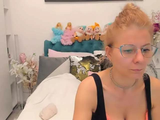 SalomeJade on BongaCams 