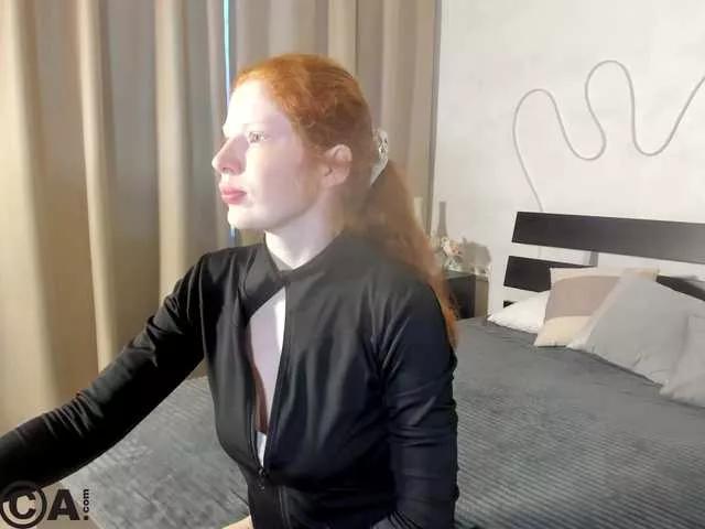 Offline Sandra-Wi1son on BongaCams