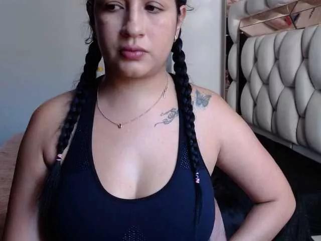 Offline sara401 on BongaCams