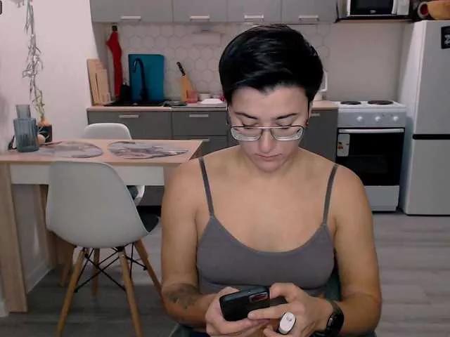Sashanotfound on BongaCams 