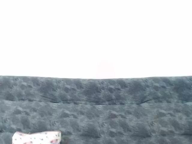 Offline scarlet-jones on BongaCams