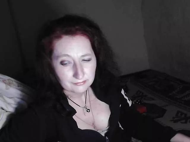 Offline sexymom333 on BongaCams