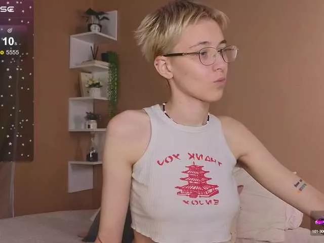 SharliRose on BongaCams 